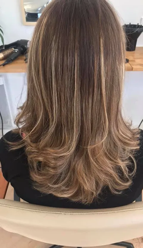 Carré long lisse – coiffure femme